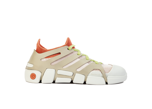 Methods Sneaker Sand / Flame